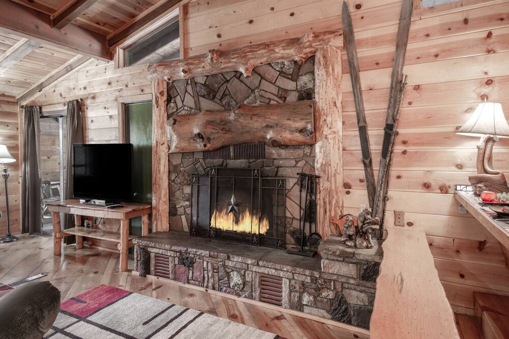 Photo of Livingroom in Ruidoso