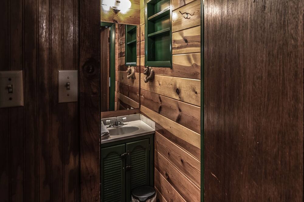 Photo of Bathroom in Ruidoso
