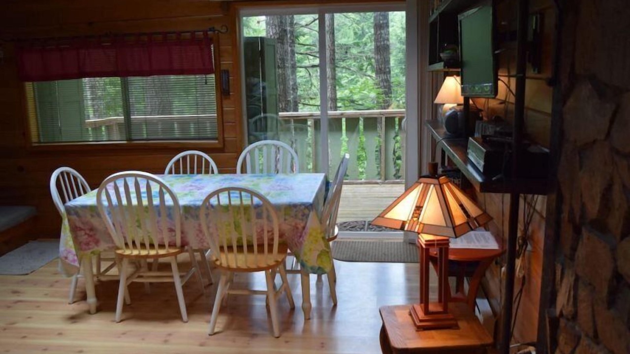 Photo of Others in Packwood