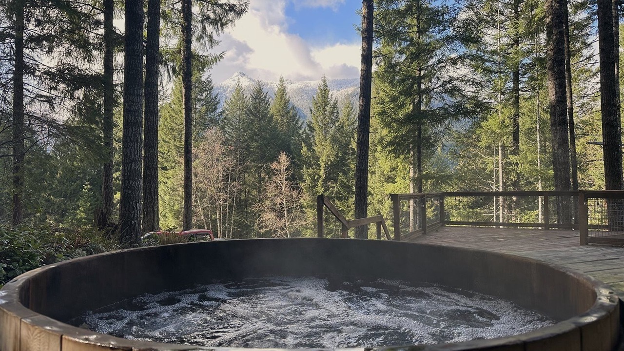 Photo of Outdoor in Packwood