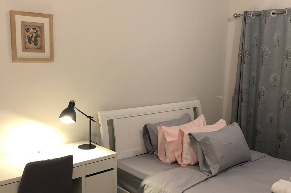 Photo of Bedroom in Tarneit