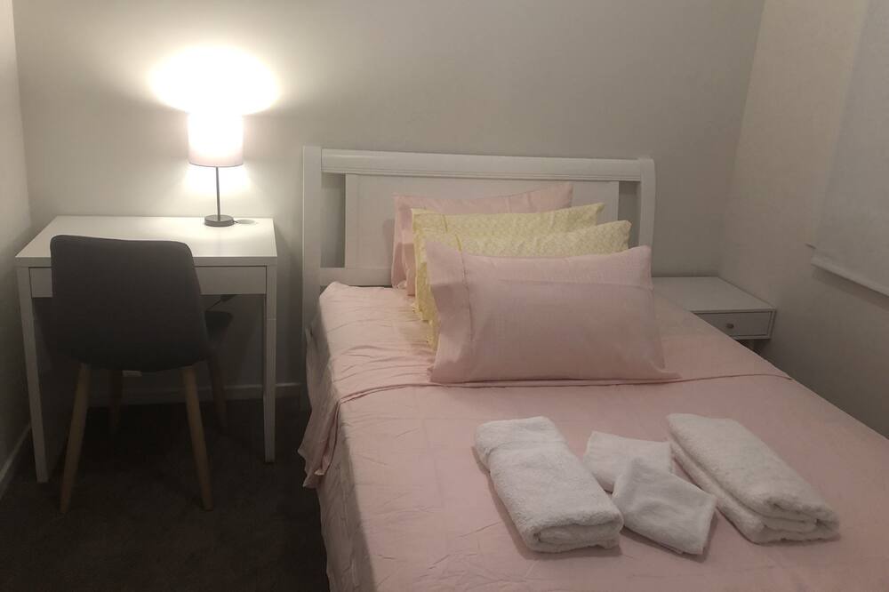 Photo of Bedroom in Tarneit