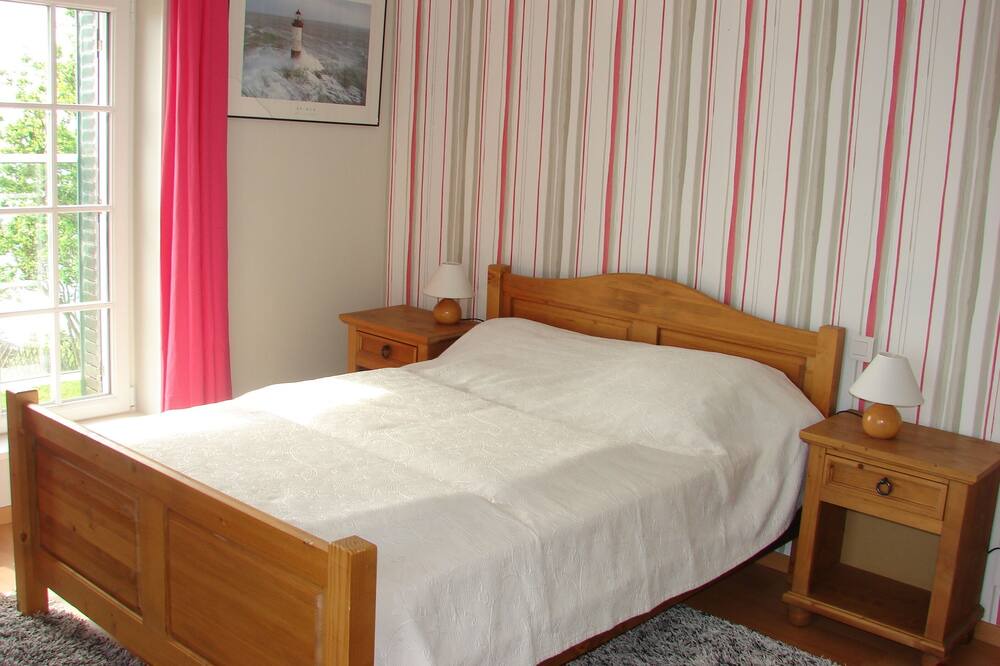 Photo of Bedroom in Cancale