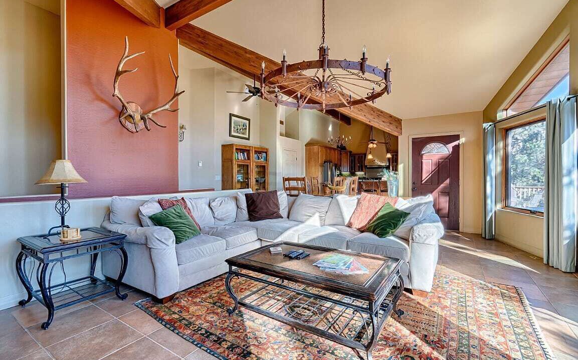 Photo of Livingroom in Greer