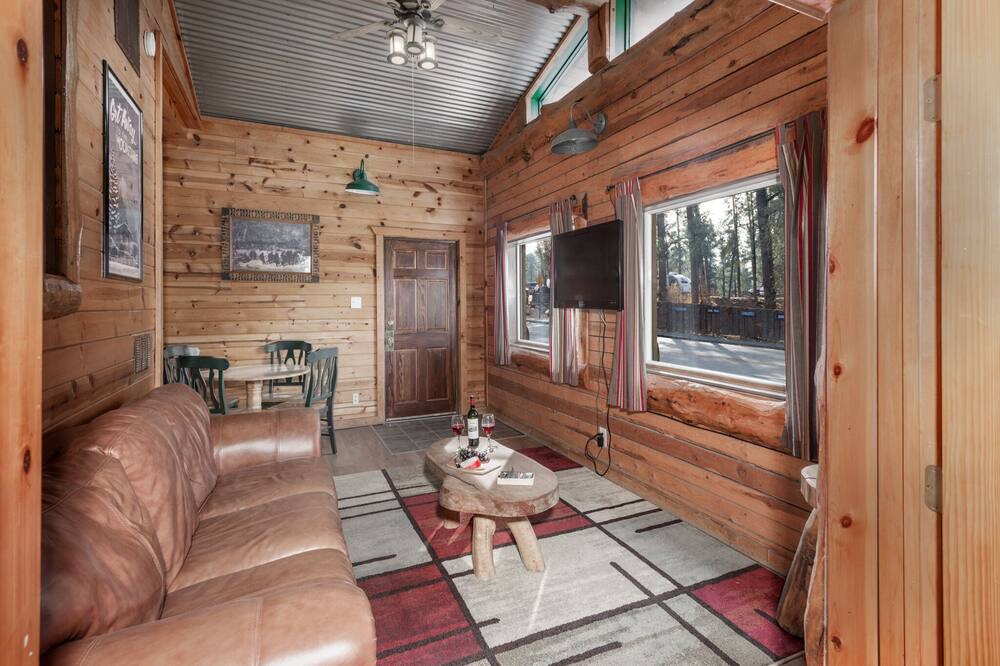 Photo of Bedroom in Ruidoso