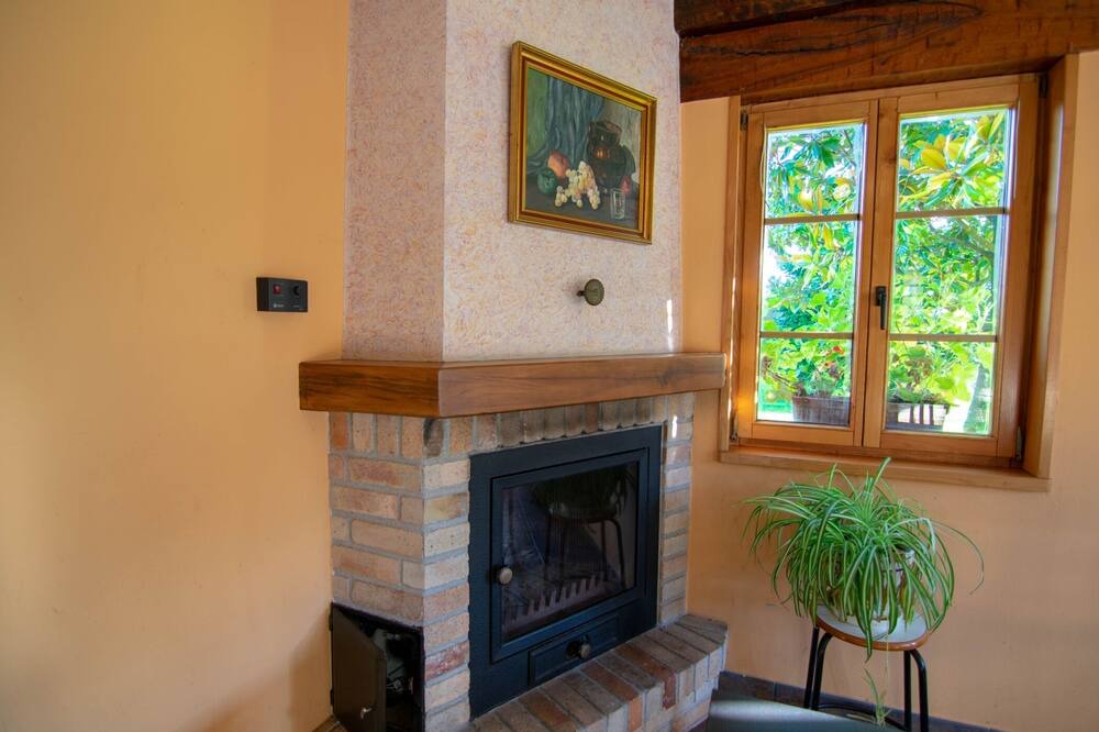 Photo of Livingroom in Galizano