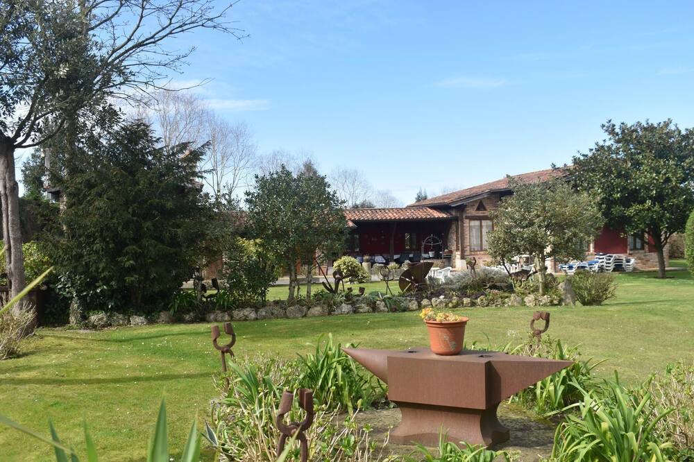 Photo of Outdoor in Galizano