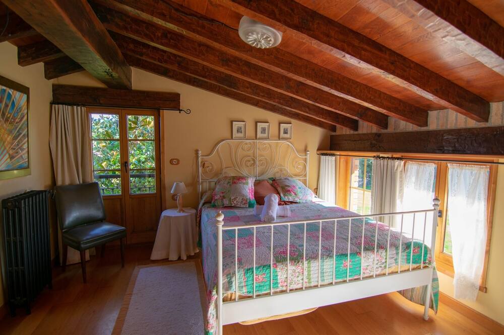 Photo of Bedroom in Galizano