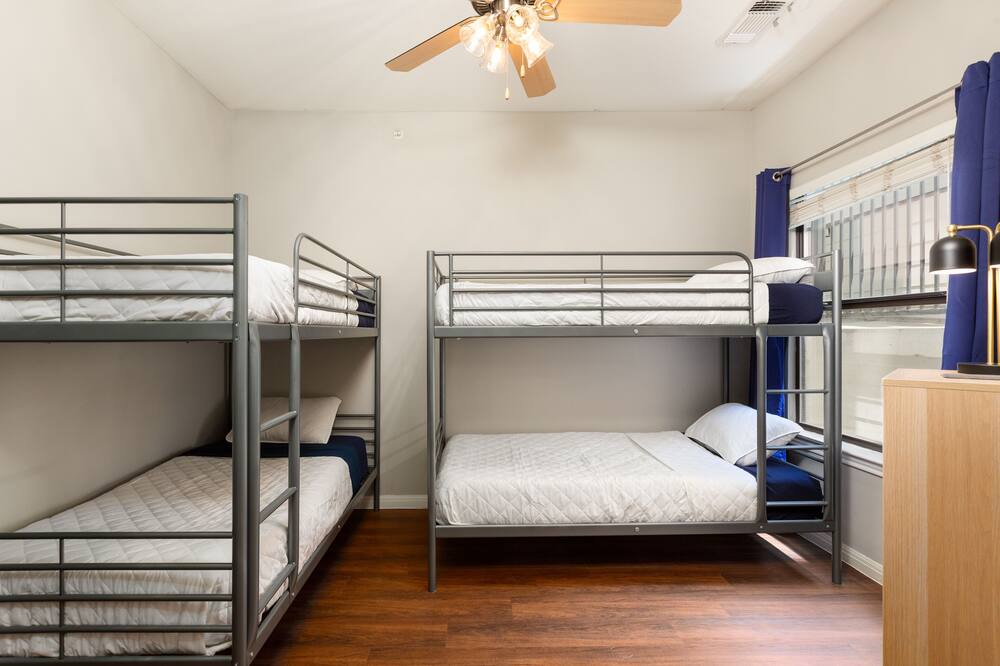 Photo of Bedroom in West Campus