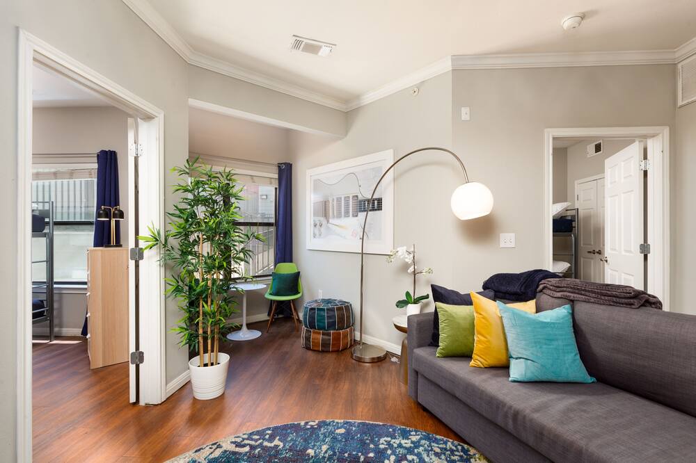 Photo of Livingroom in West Campus