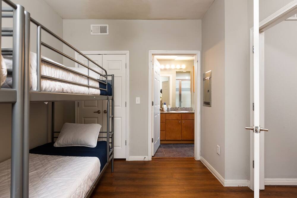 Photo of Bedroom in West Campus