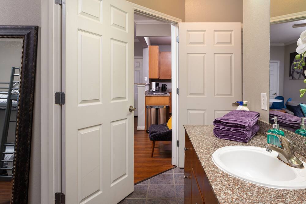 Photo of Bedroom in West Campus