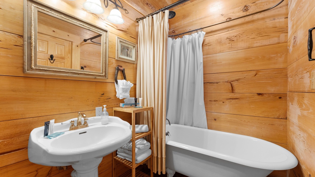 Photo of Bathroom in Table Rock