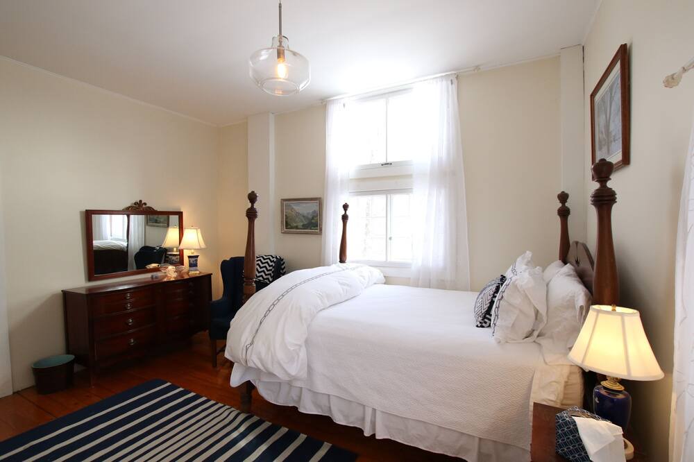 Photo of Bedroom in Pittsford