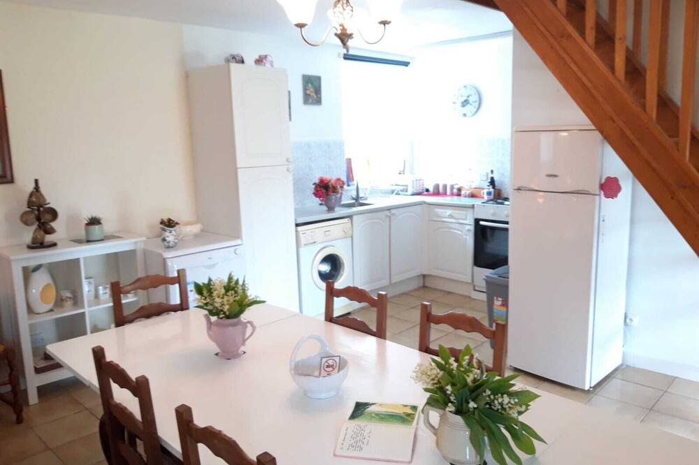 Photo of Kitchen in Langoelan
