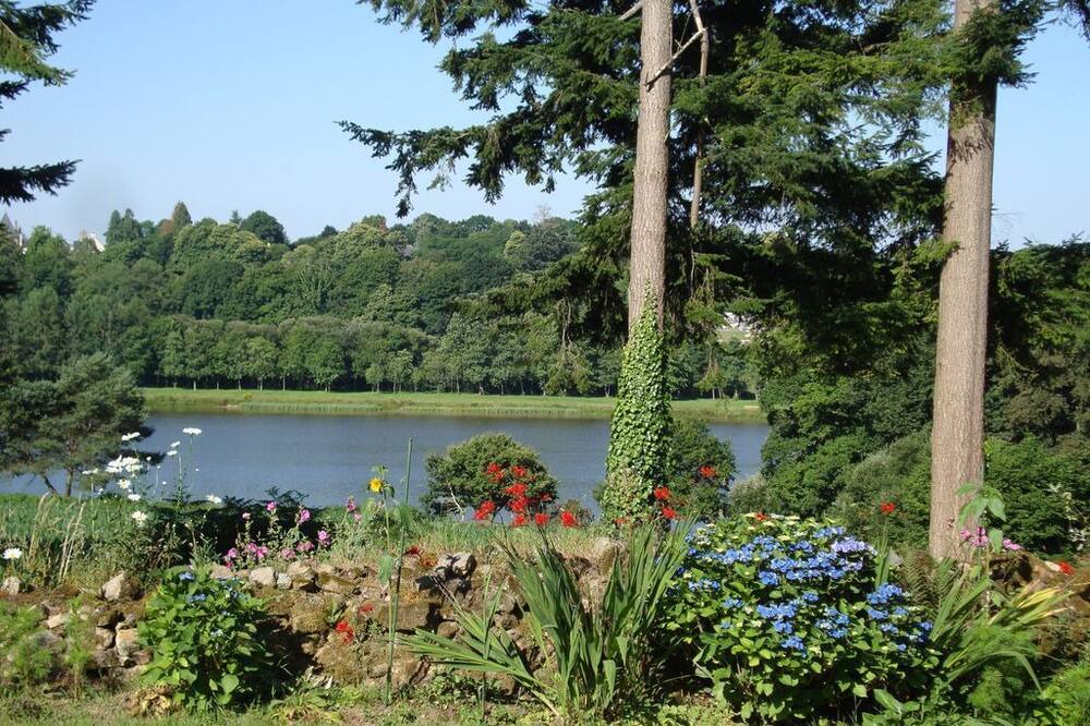 Photo of Outdoor in Langoelan