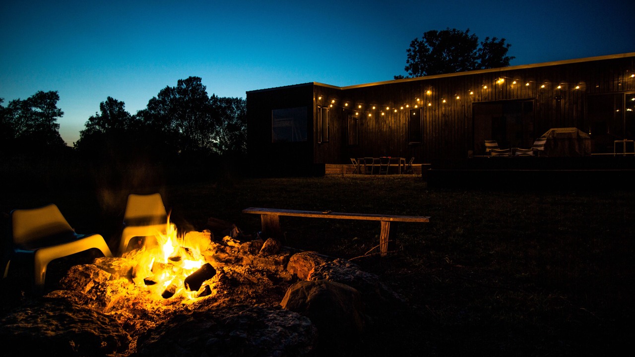 Photo of Outdoor in Hillier