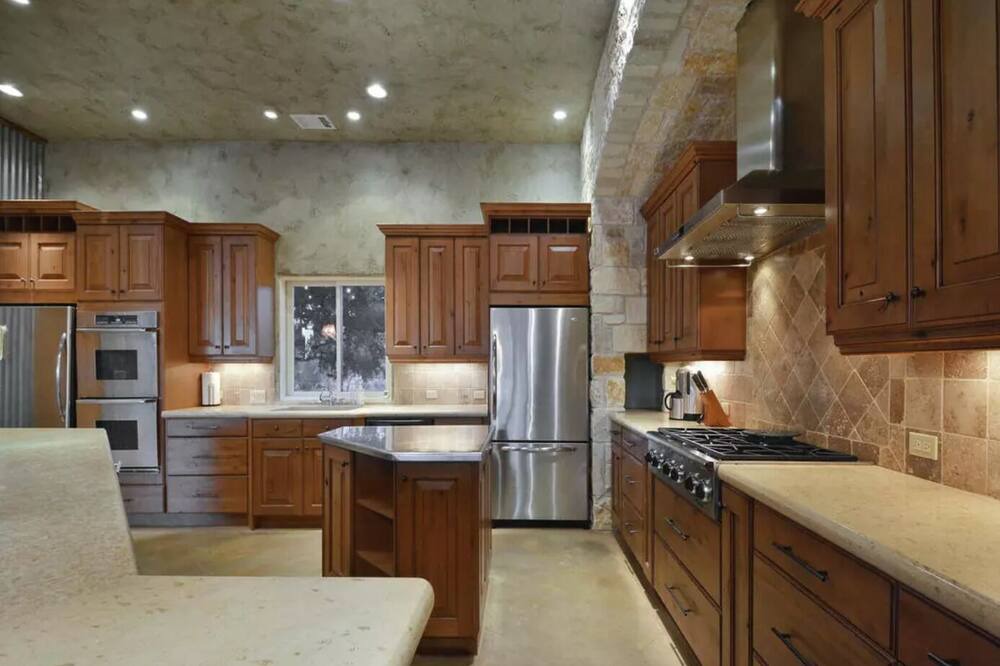 Photo of Kitchen in Oatmeal