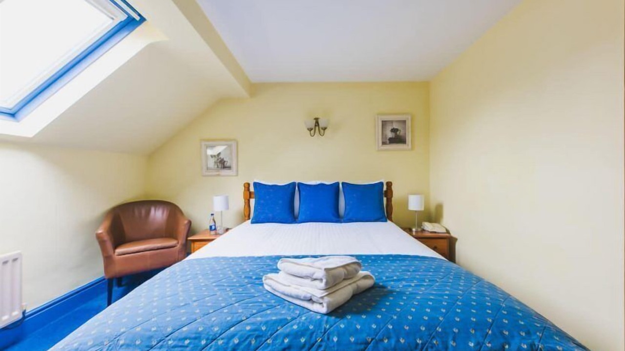 Photo of Bedroom in Kenilworth