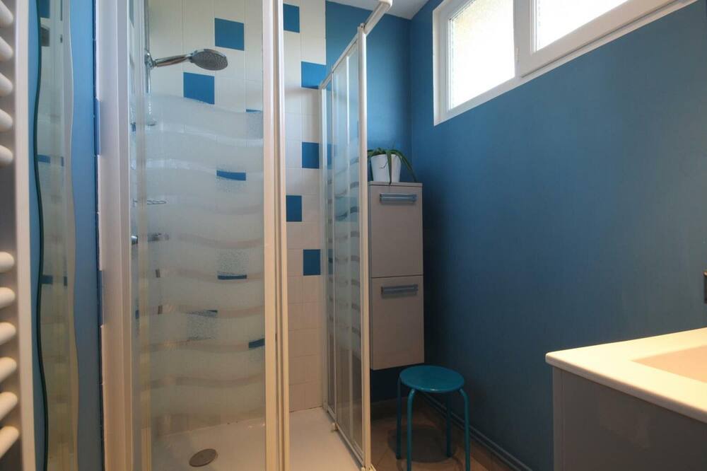 Photo of Bathroom in Vattetot-sur-Mer