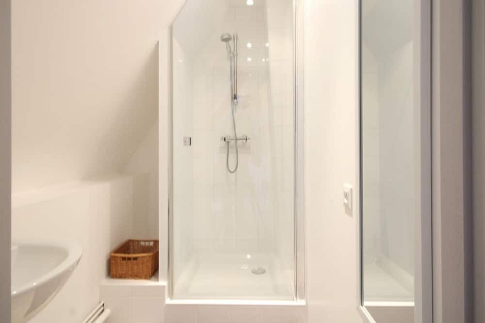 Photo of Bathroom in La Mailleraye-sur-Seine