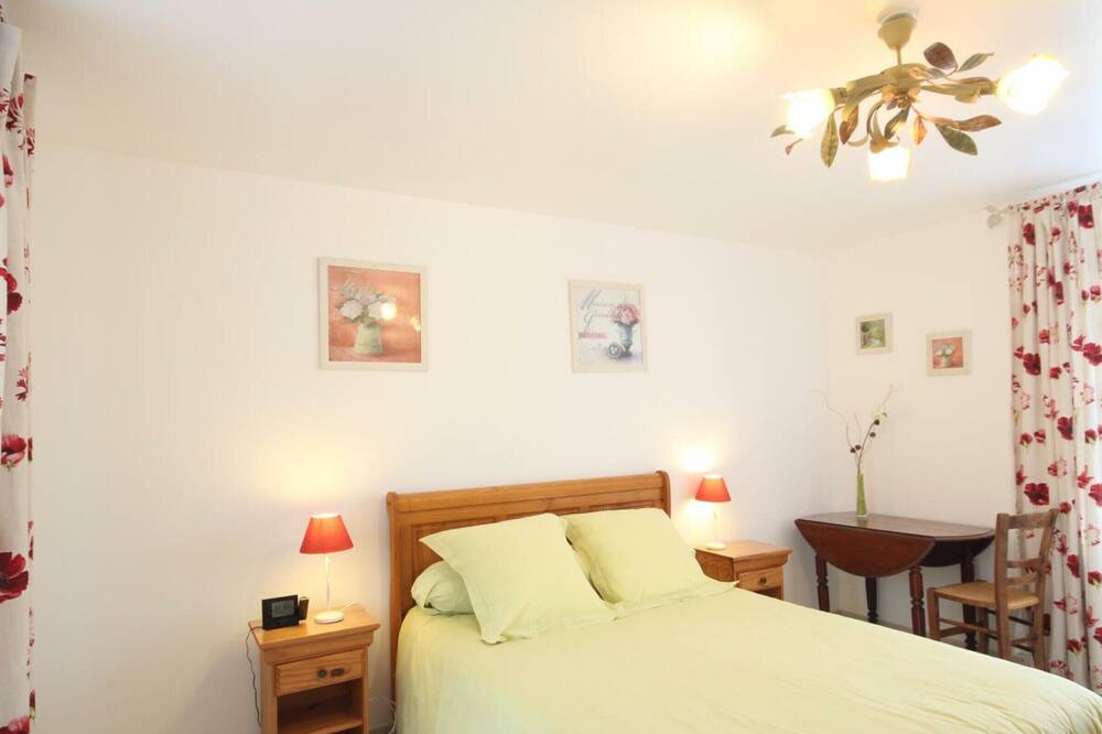 Photo of Bedroom in La Mailleraye-sur-Seine