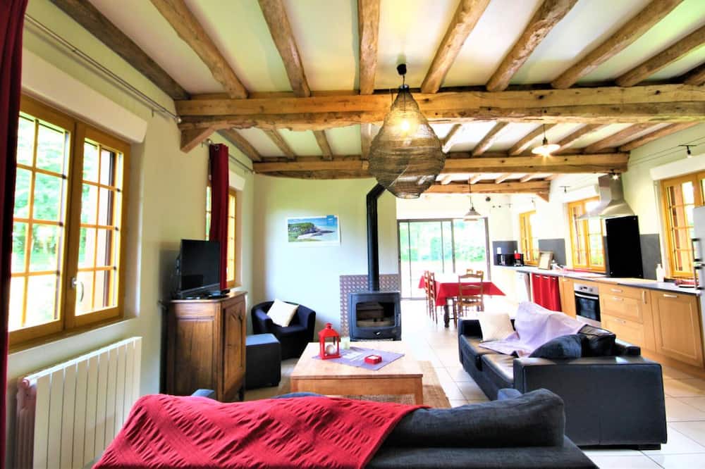 Photo of Livingroom in Val-de-Saane