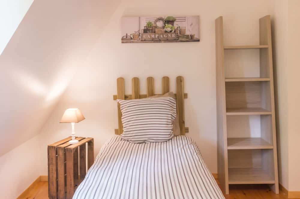 Photo of Bedroom in Val-de-Saane