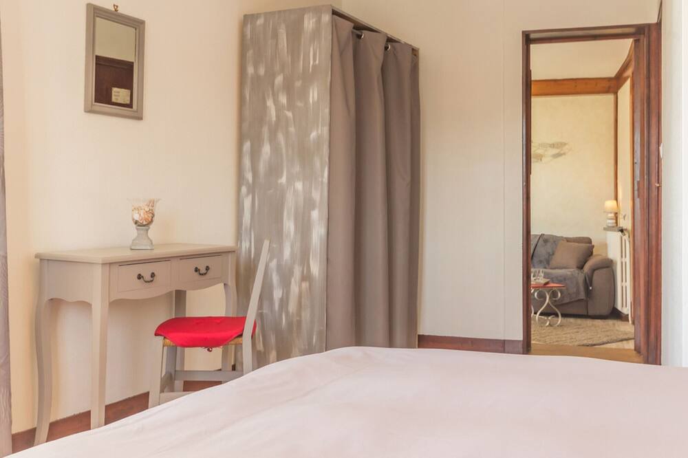 Photo of Bedroom in Fecamp