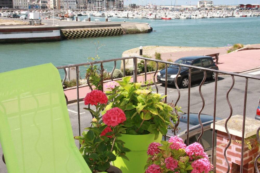 Photo of Patio Balcony in Fecamp