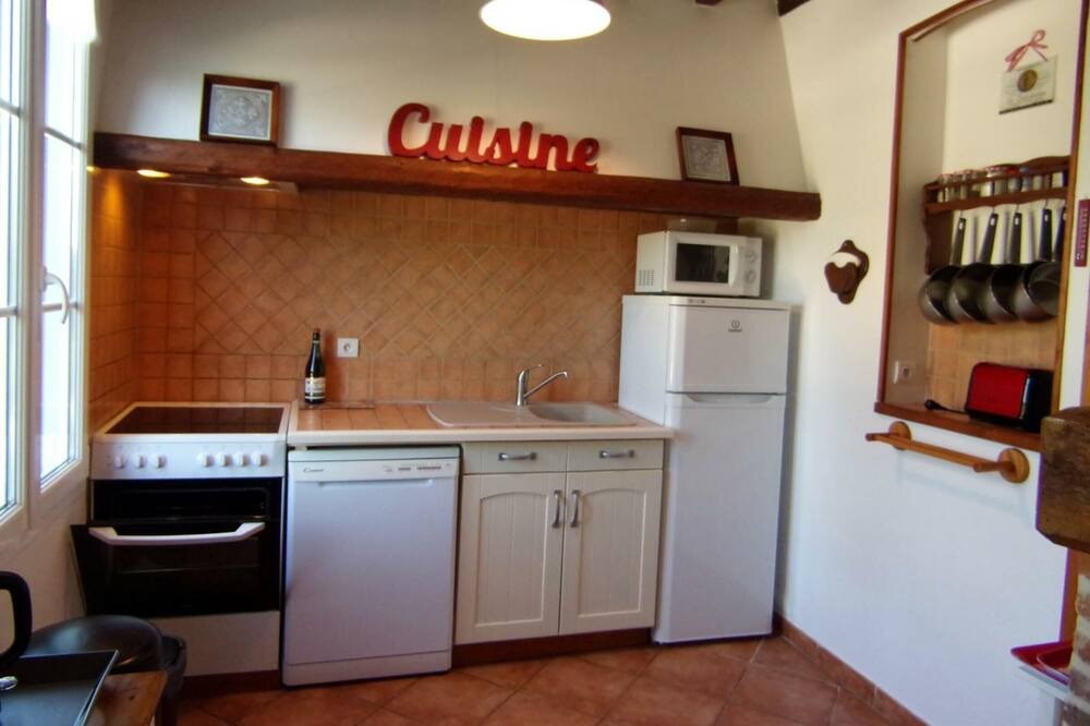Photo of Kitchen in Petit-Caux