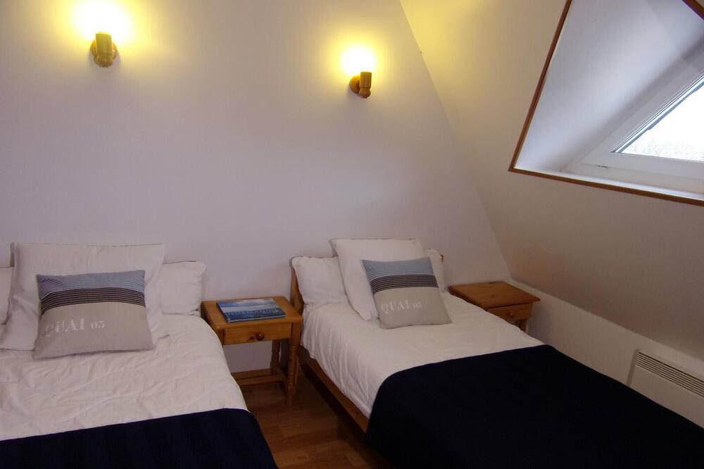 Photo of Bedroom in Petit-Caux