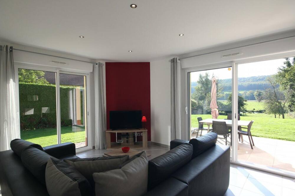 Photo of Livingroom in Muchedent