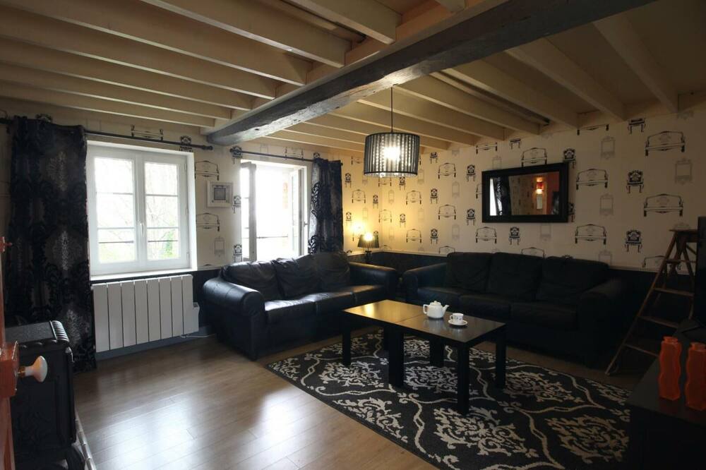 Photo of Livingroom in Upper Normandy