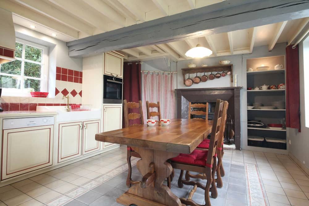 Photo of Kitchen in Upper Normandy