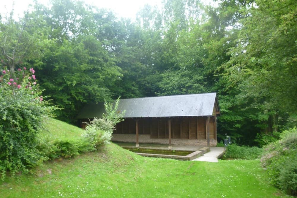 Photo of Others in Mortemer