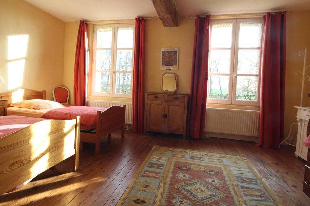 Photo of Bedroom in Benesville