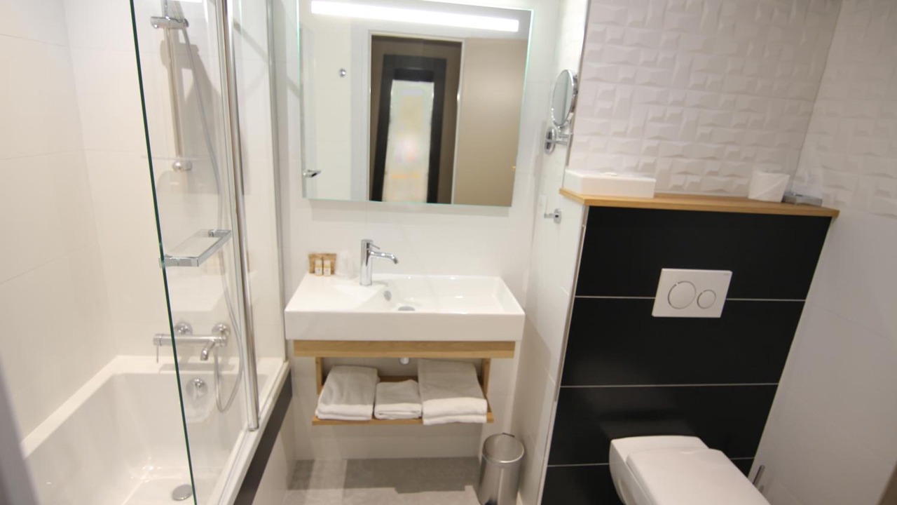 Photo of Bathroom in Sarlat-la-Caneda