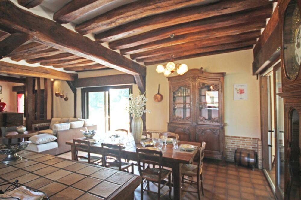Photo of Kitchen in Blosseville