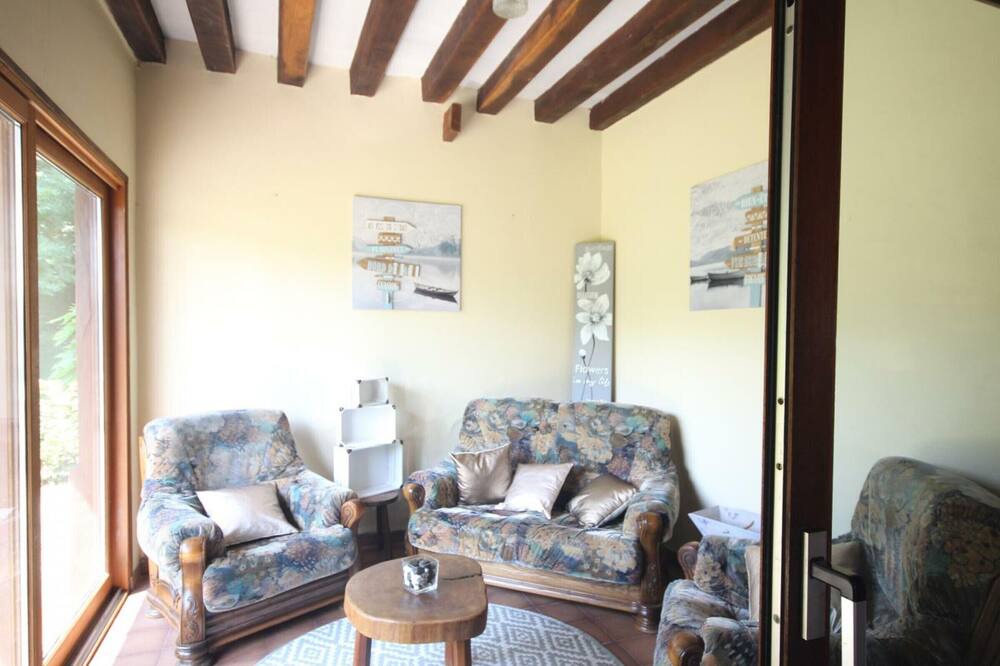 Photo of Livingroom in Blosseville