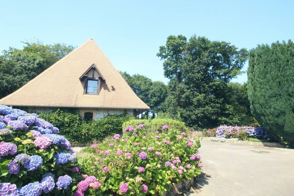 Photo of Outdoor in Blosseville