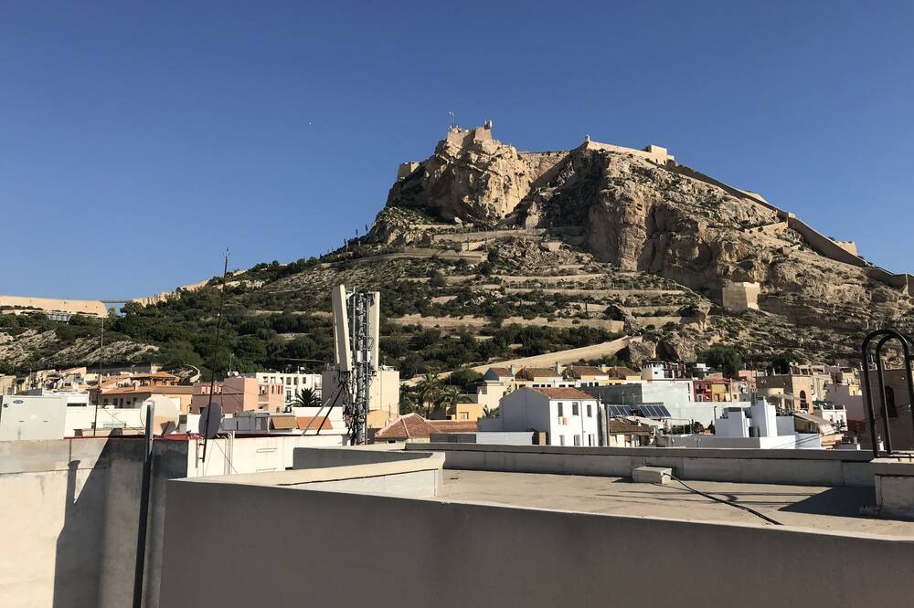 Photo of Others in Raval Roig