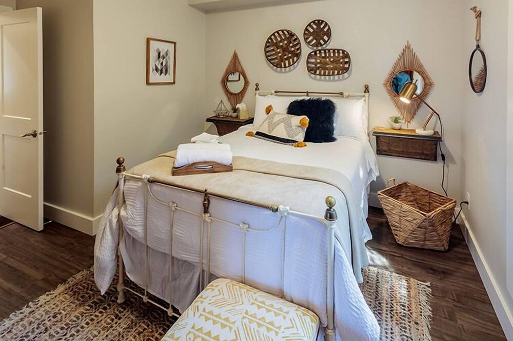 Photo of Bedroom in Inner Harbour