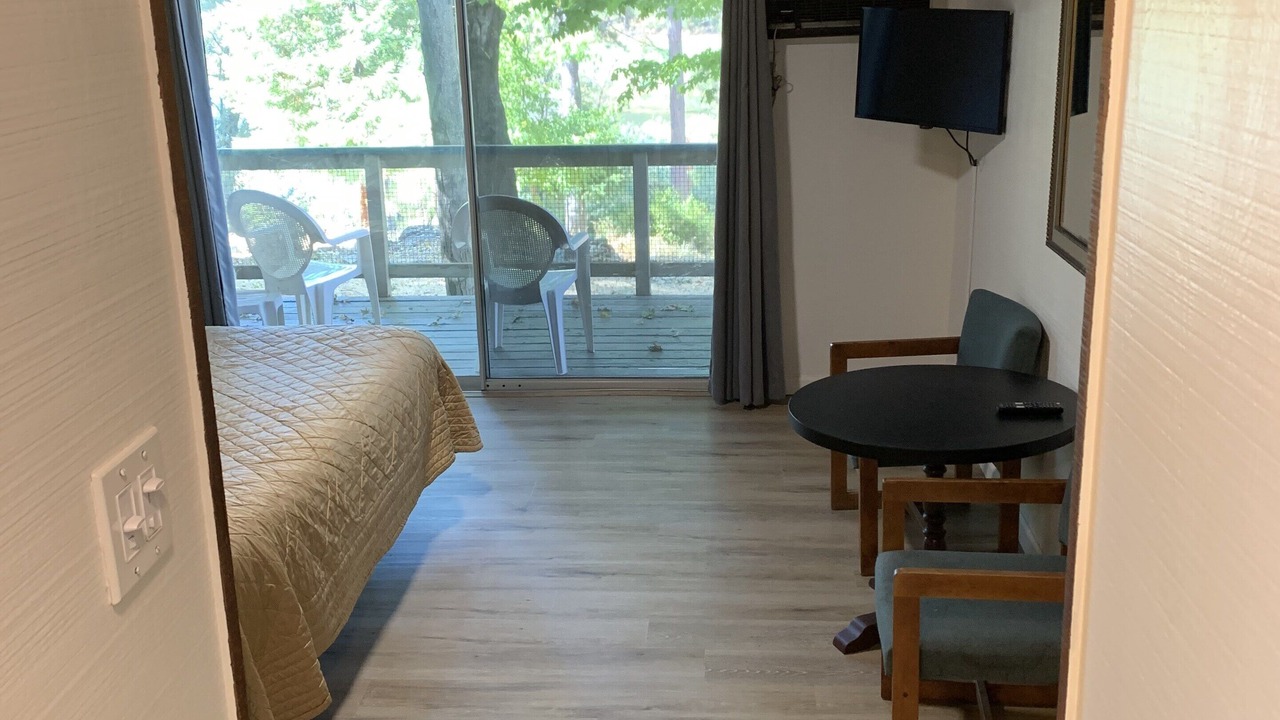 Photo of Bedroom in Alta Sierra