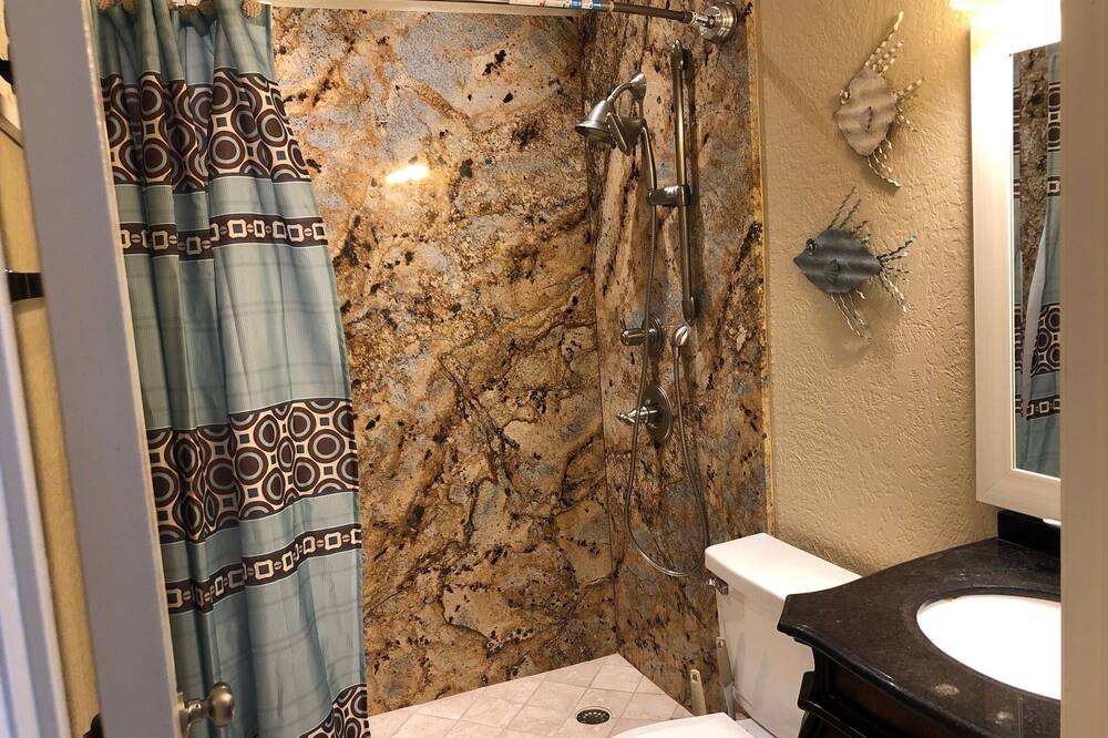 Photo of Bathroom in Port Arthur