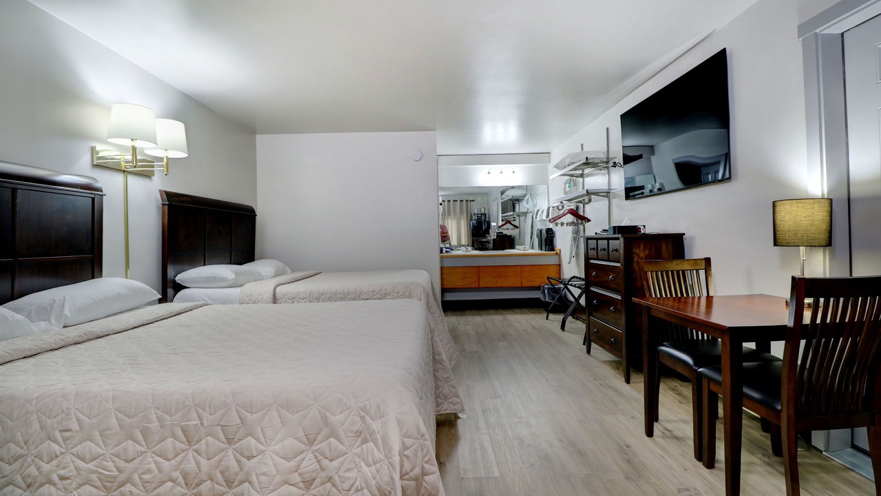 Photo of Bedroom in Canaan