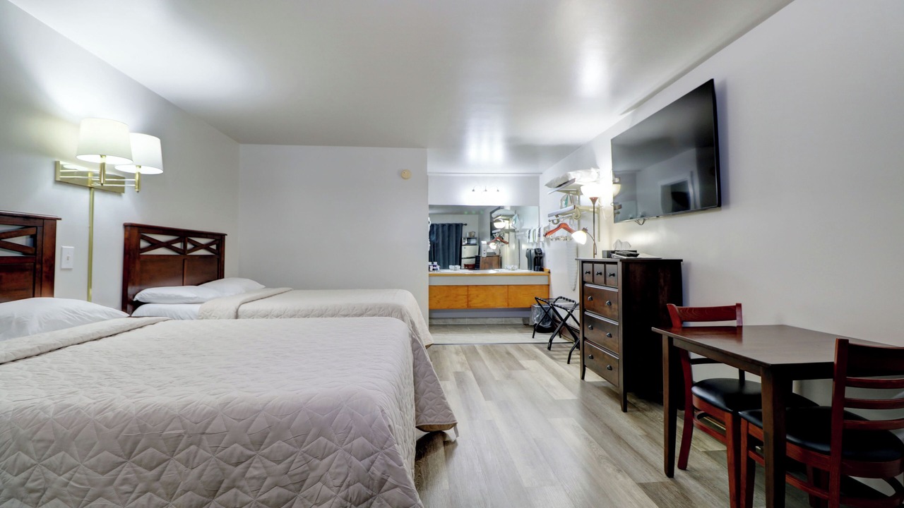 Photo of Bedroom in Canaan