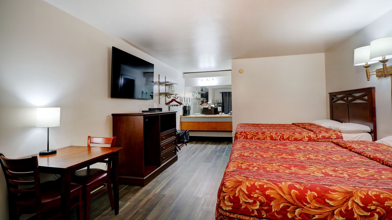 Photo of Bedroom in Canaan