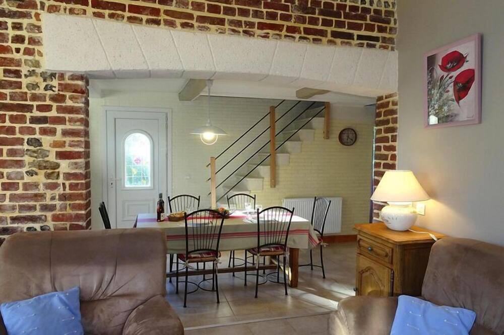 Photo of Livingroom in Les Grandes-Ventes