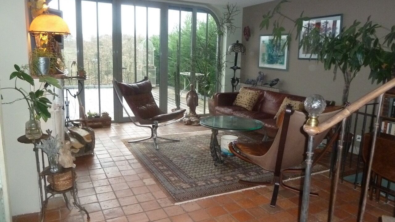 Photo of Others in Montfort-l'Amaury